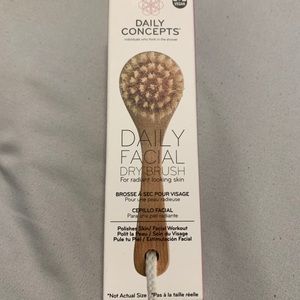 Daily Concepts Daily Facial Dry Brush